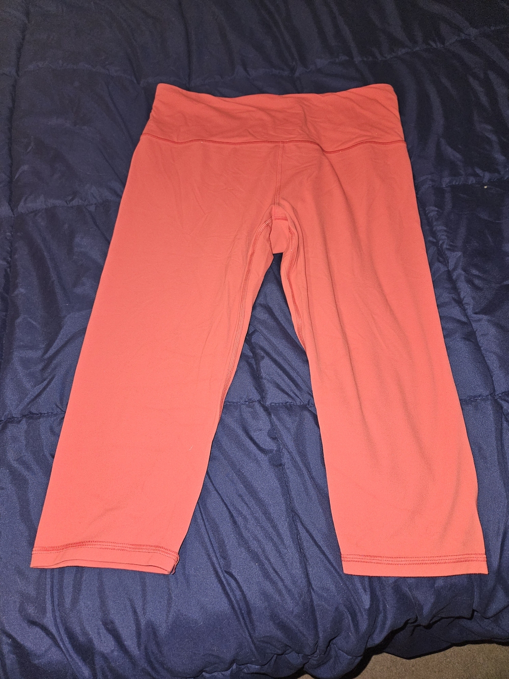 Athleta Ultra High Rise Elevation Crop Leggings Womens L Coral Red Yoga Capri